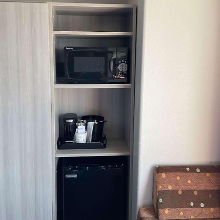 Microtel Inn And Suites Clarksville Bagian luar foto
